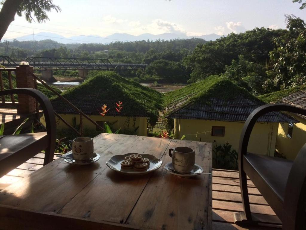 Him Naam Pai Resort Buitenkant foto
